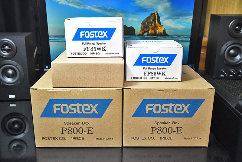 FOSTEX P800-EとFF85WKのボックス