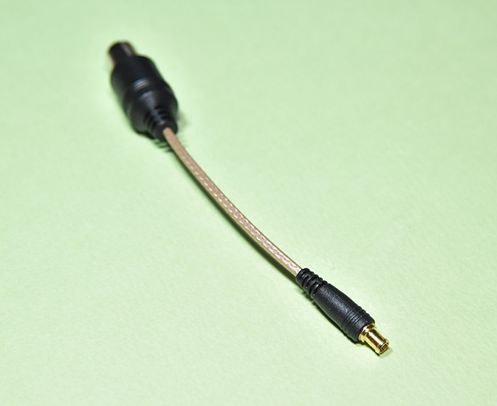 Xit Stick（XIT-STK110）の変換ケーブルの本体接続部