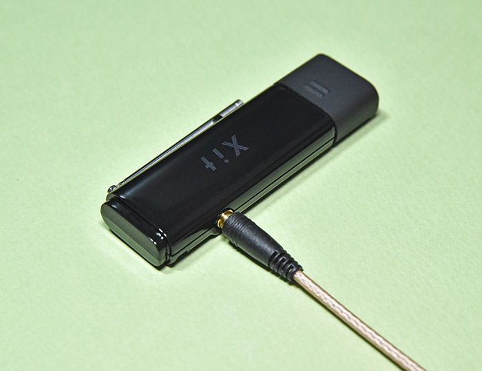Xit Stick（XIT-STK110）と変換ケーブルとの接続